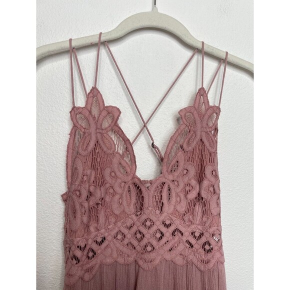 Free People Small One Adella Slip Mini Dress Rose Crochet Lace Tiered Ruffle NWT - Picture 8 of 15